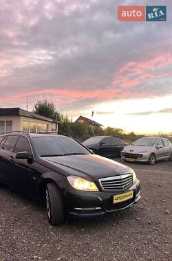 Универсал Mercedes-Benz C-Class 2011 в 
