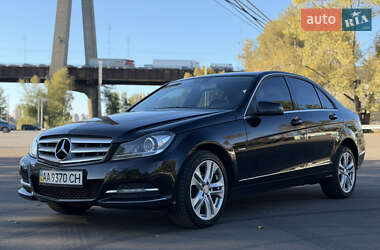 Mercedes-Benz C-Class 2011