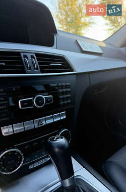 Седан Mercedes-Benz C-Class 2011 в 