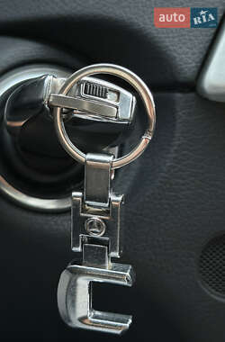 Седан Mercedes-Benz C-Class 2011 в 