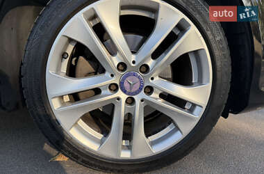Седан Mercedes-Benz C-Class 2011 в 