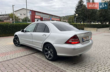 Седан Mercedes-Benz C-Class 2006 в 