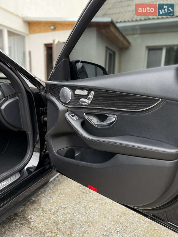 Седан Mercedes-Benz C-Class 2015 в Киеве
