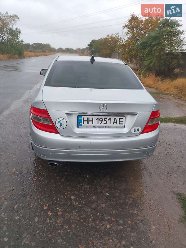 Седан Mercedes-Benz C-Class 2007 в Одесі