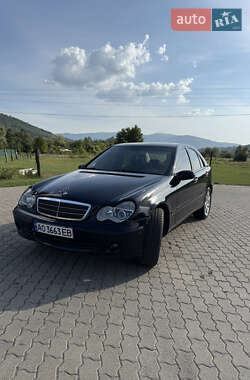 Седан Mercedes-Benz C-Class 2000 в 