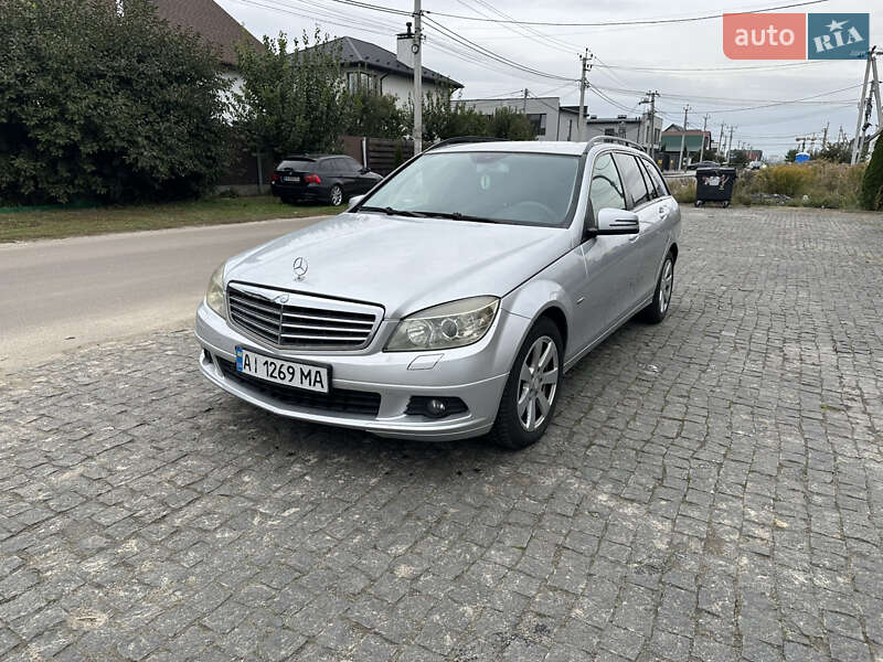 Mercedes-Benz C-Class 2009