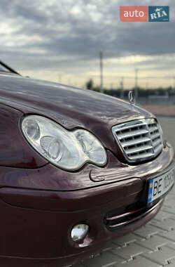 Седан Mercedes-Benz C-Class 2006 в 
