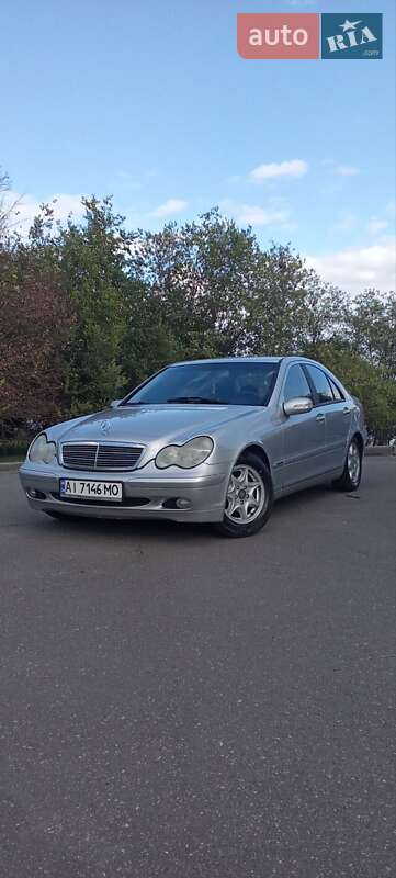 Mercedes-Benz C-Class 2002