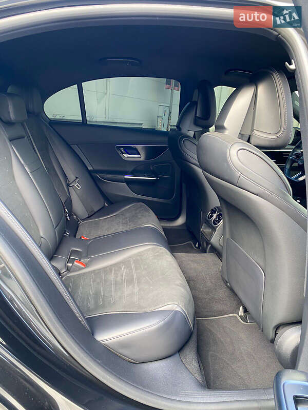 Седан Mercedes-Benz C-Class 2021 в Києві