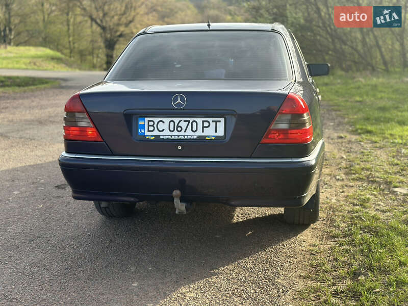Седан Mercedes-Benz C-Class 1997 в Долине