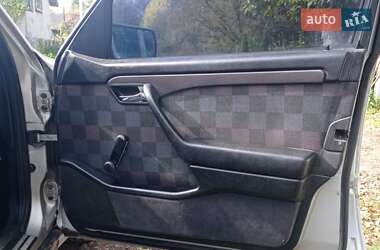 Седан Mercedes-Benz C-Class 1993 в 