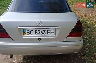 Седан Mercedes-Benz C-Class 1993 в 