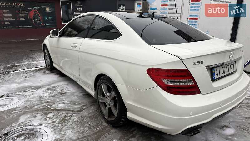 Купе Mercedes-Benz C-Class 2012 в Києві фото 4 Купе Mercedes-Benz C-Class 2012 в Києві