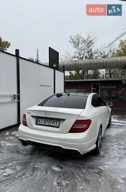 Mercedes-Benz C-Class 2012