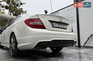 Купе Mercedes-Benz C-Class 2012 в 