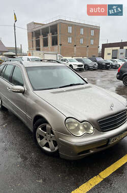 Універсал Mercedes-Benz C-Class 2002 в 