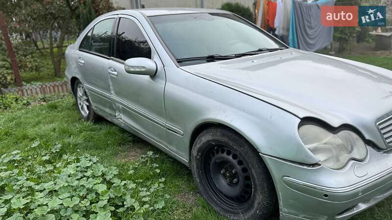 Седан Mercedes-Benz C-Class 2000 в Пустомытах