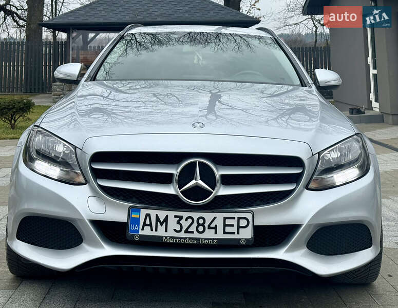 Универсал Mercedes-Benz C-Class 2015 в Житомире