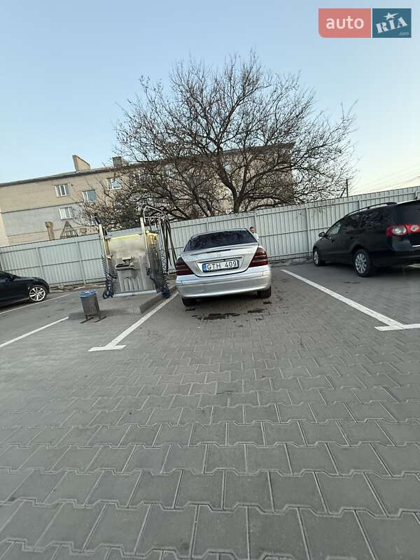 Седан Mercedes-Benz C-Class 2001 в Миколаєві фото 7 Седан Mercedes-Benz C-Class 2001 в Миколаєві