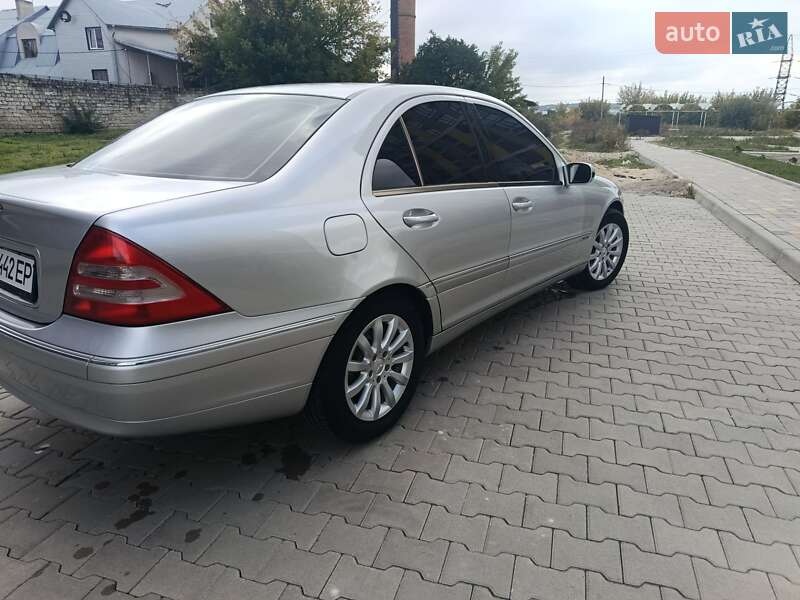 Седан Mercedes-Benz C-Class 2001 в Тернополе