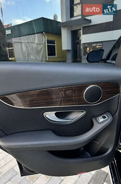 Седан Mercedes-Benz C-Class 2017 в 