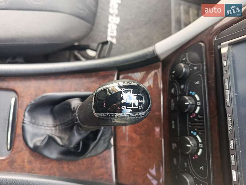 Седан Mercedes-Benz C-Class 2001 в Тернополе