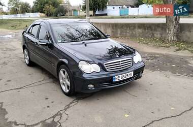 Седан Mercedes-Benz C-Class 2004 в Новой Одессе