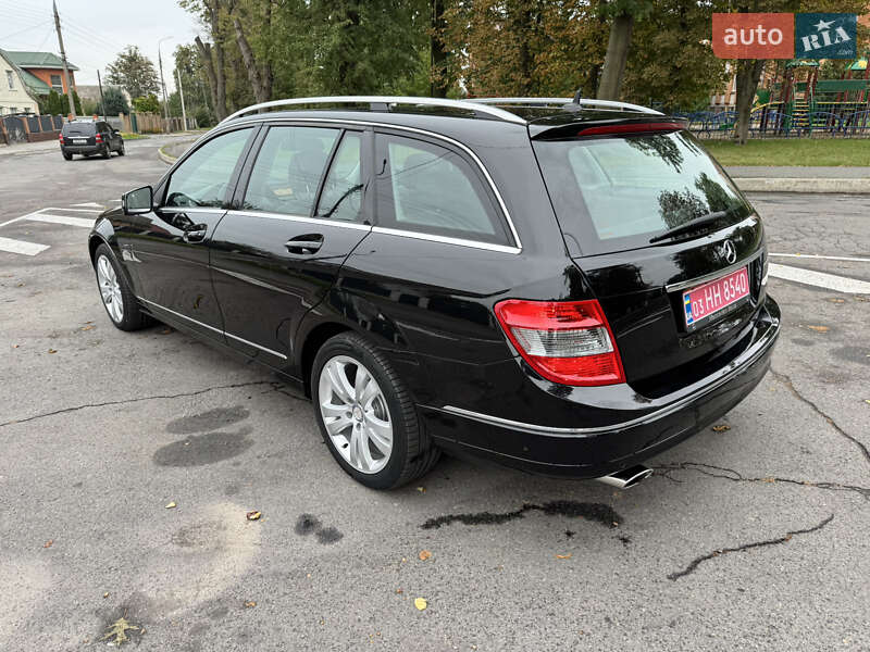 Универсал Mercedes-Benz C-Class 2009 в Виннице