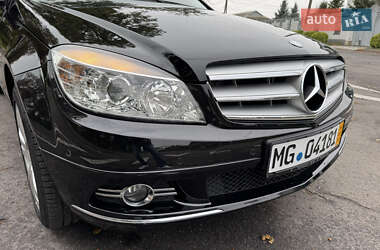 Универсал Mercedes-Benz C-Class 2009 в 