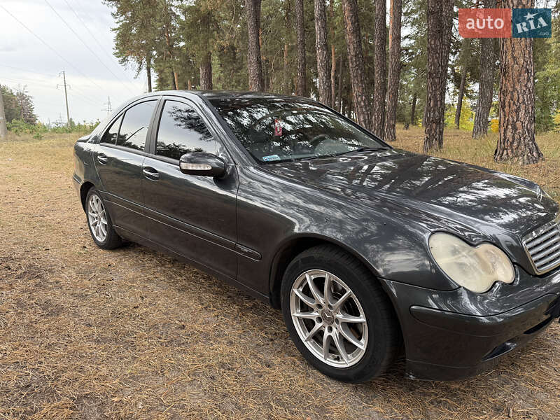 Седан Mercedes-Benz C-Class 2000 в Ахтырке