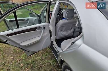 Седан Mercedes-Benz C-Class 2003 в 