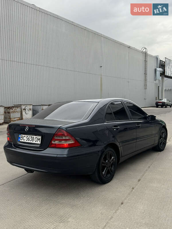 Седан Mercedes-Benz C-Class 2002 в Полтаве