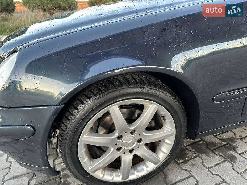 Седан Mercedes-Benz C-Class 2001 в Жовкве