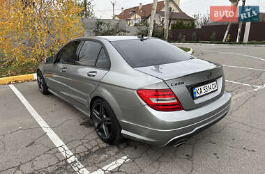 Седан Mercedes-Benz C-Class 2012 в 