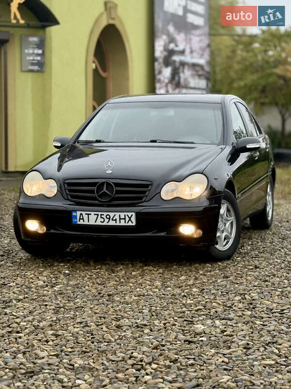 Mercedes-Benz C-Class 2003