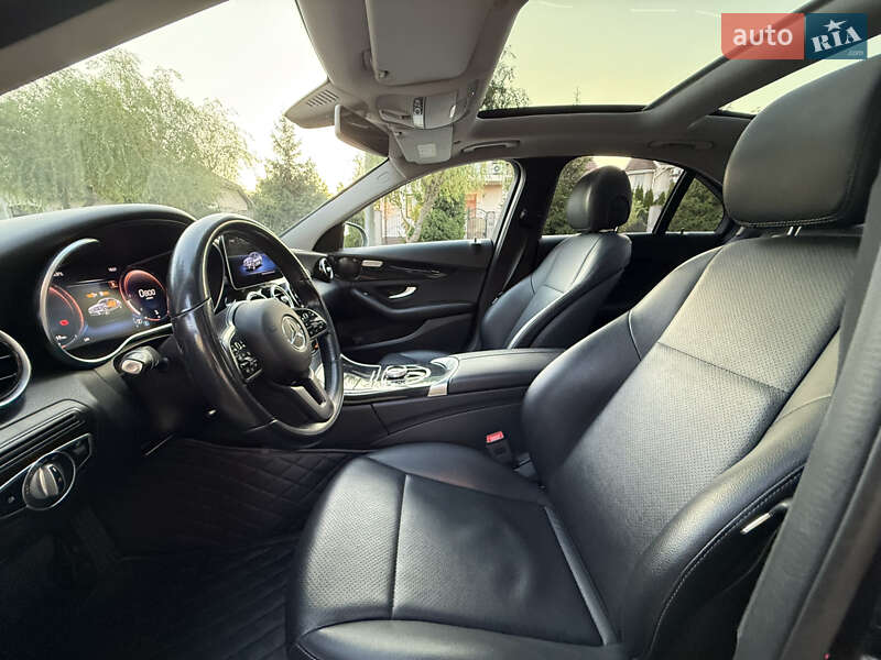 Седан Mercedes-Benz C-Class 2019 в Одессе