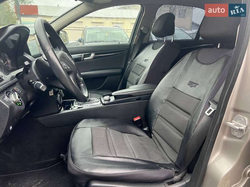 Седан Mercedes-Benz C-Class 2007 в Коломые