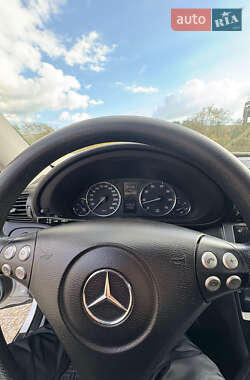 Купе Mercedes-Benz C-Class 2005 в 