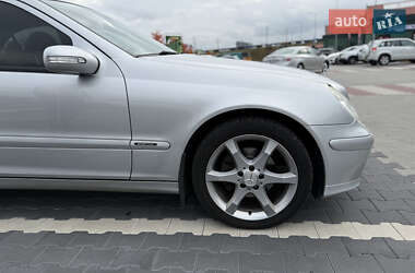 Седан Mercedes-Benz C-Class 2006 в 
