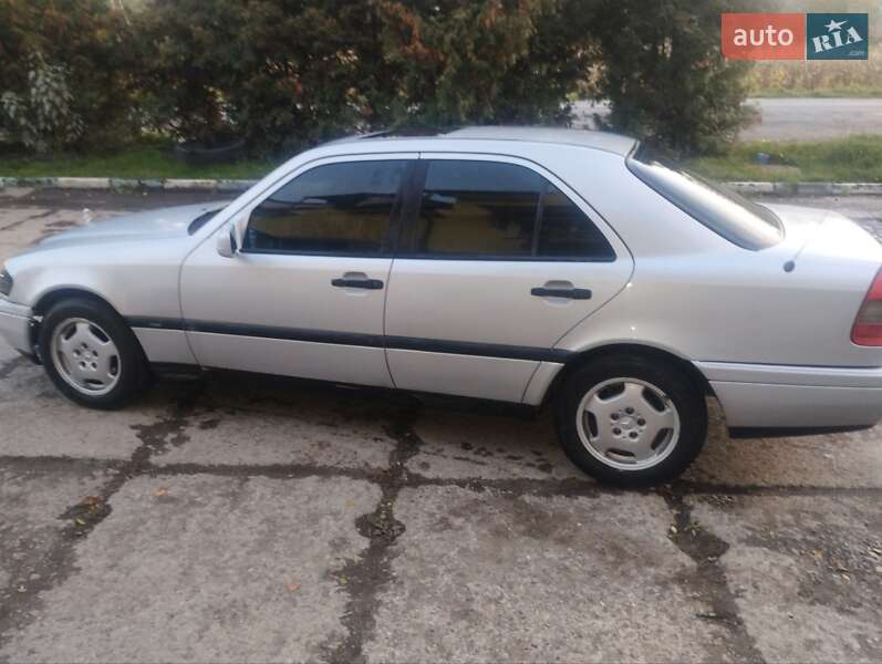 Седан Mercedes-Benz C-Class 1996 в Коломиї