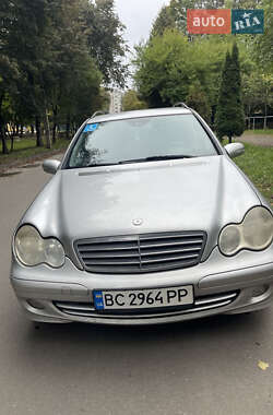 Универсал Mercedes-Benz C-Class 2004 в Львове