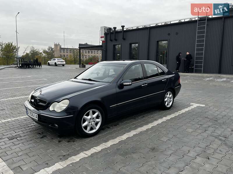 Седан Mercedes-Benz C-Class 2003 в Кривому Розі