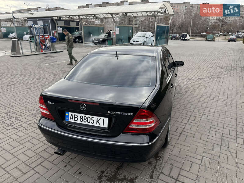 Седан Mercedes-Benz C-Class 2004 в Могилев-Подольске