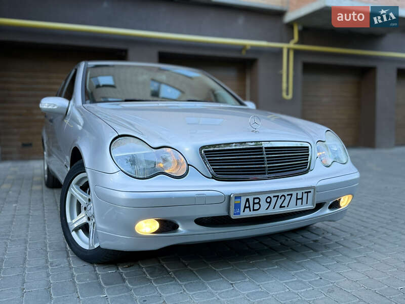 Mercedes-Benz C-Class 2003