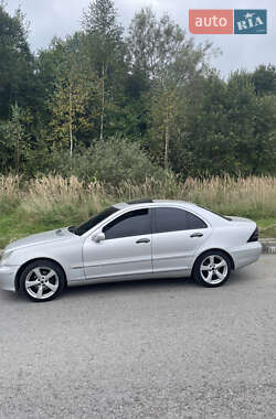 Седан Mercedes-Benz C-Class 2002 в 