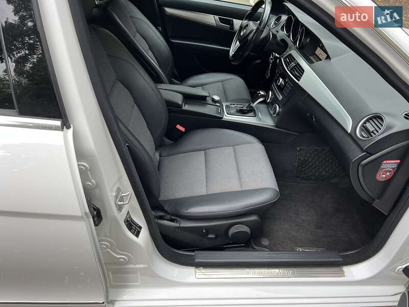 Седан Mercedes-Benz C-Class 2013 в Одесі