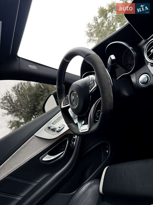 Седан Mercedes-Benz C-Class 2017 в Днепре