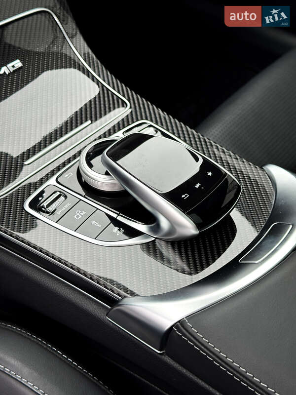 Седан Mercedes-Benz C-Class 2017 в Днепре