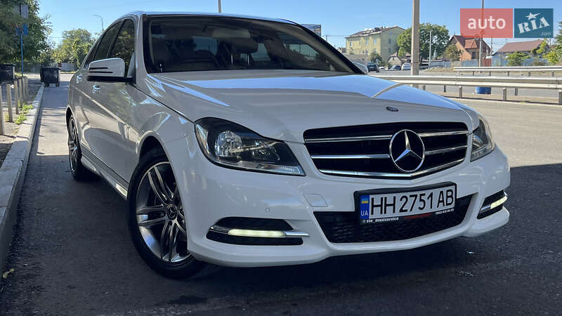 Седан Mercedes-Benz C-Class 2013 в 