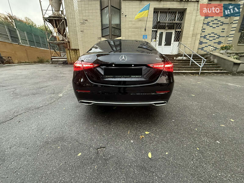 Седан Mercedes-Benz C-Class 2023 в Киеве